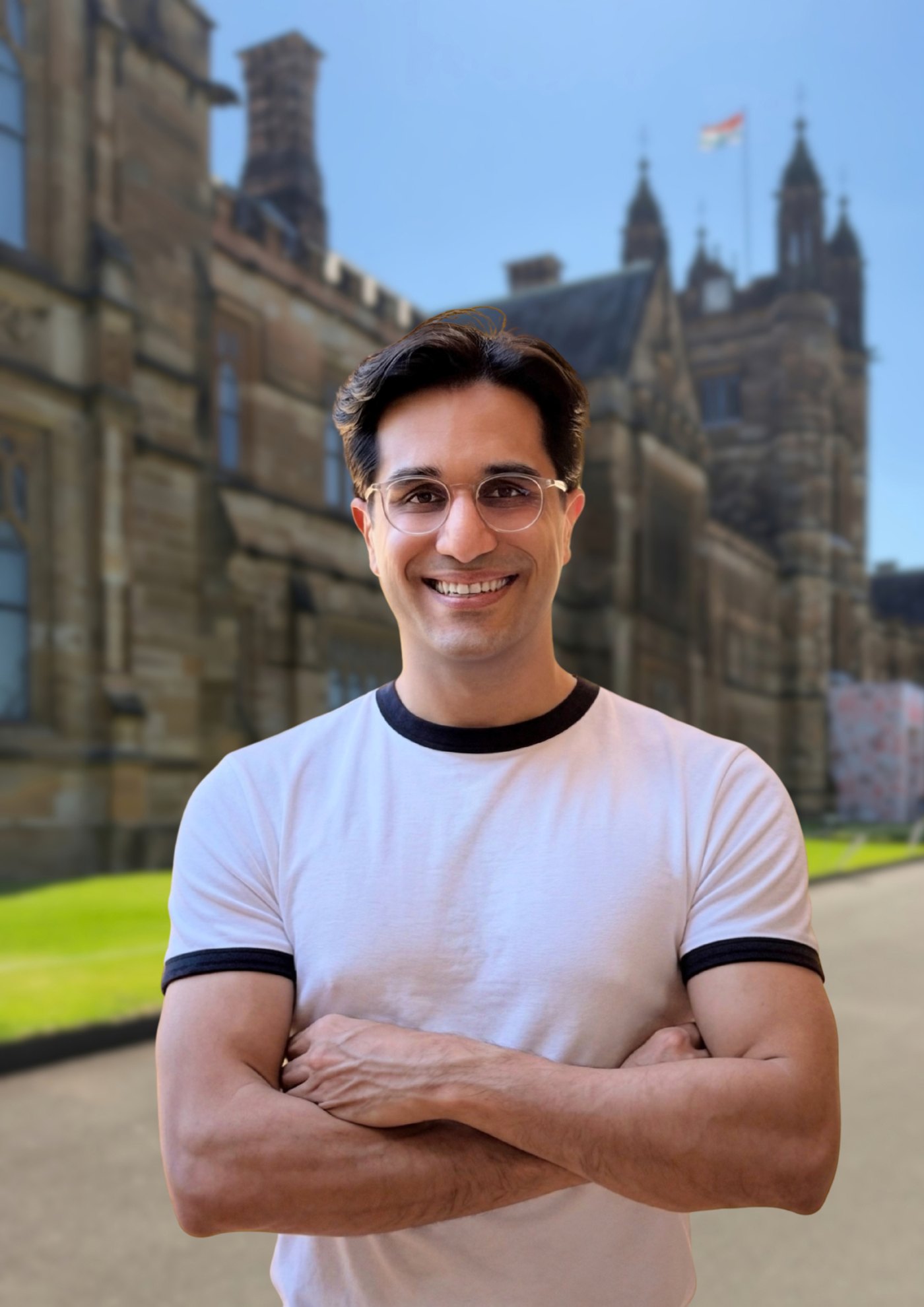 Aryan Shahabi standing in front of the University of Sydney Quadrangle